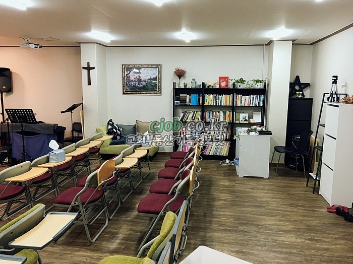 예배실 측면 (교회임대 -기독정보넷 cjob.co.kr)