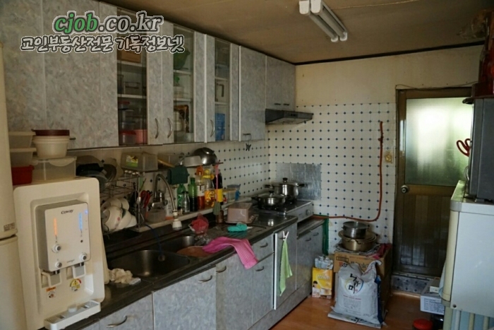 충북 단양 산자락에 위치한 아늑한 집을 매매합니다 - 5번째 사진. (기독정보넷 - 기독교 일반부동산.) 
