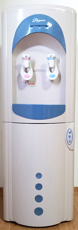 냉온수기+냉장고결합형 아쿠아하이텍의 AQ-100/101 제품을 팝니다 - 1번째 사진. (기독정보넷 - 기독교 벼룩시장.) 