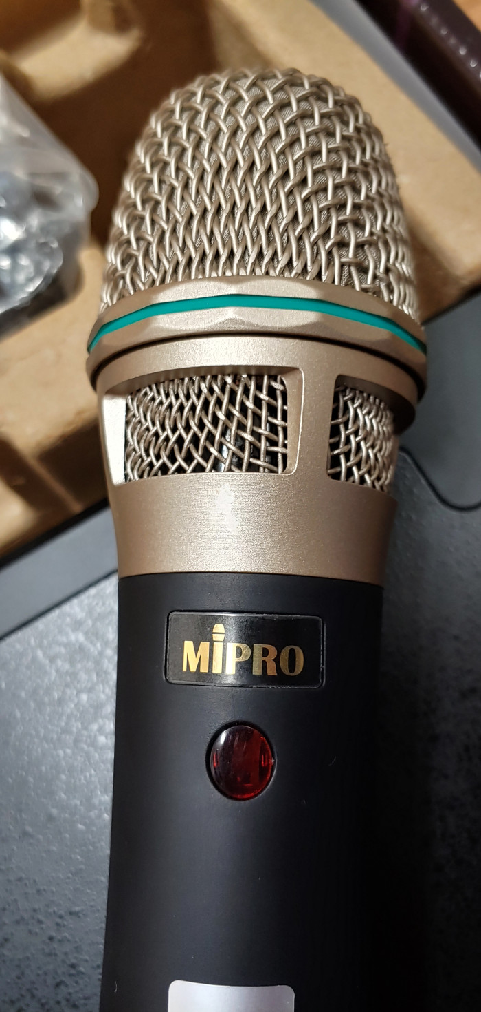 미프로(mipro) 2채널 무선 마이크 act-5802 - 3번째 사진. (기독정보넷 - 기독교 벼룩시장.) 