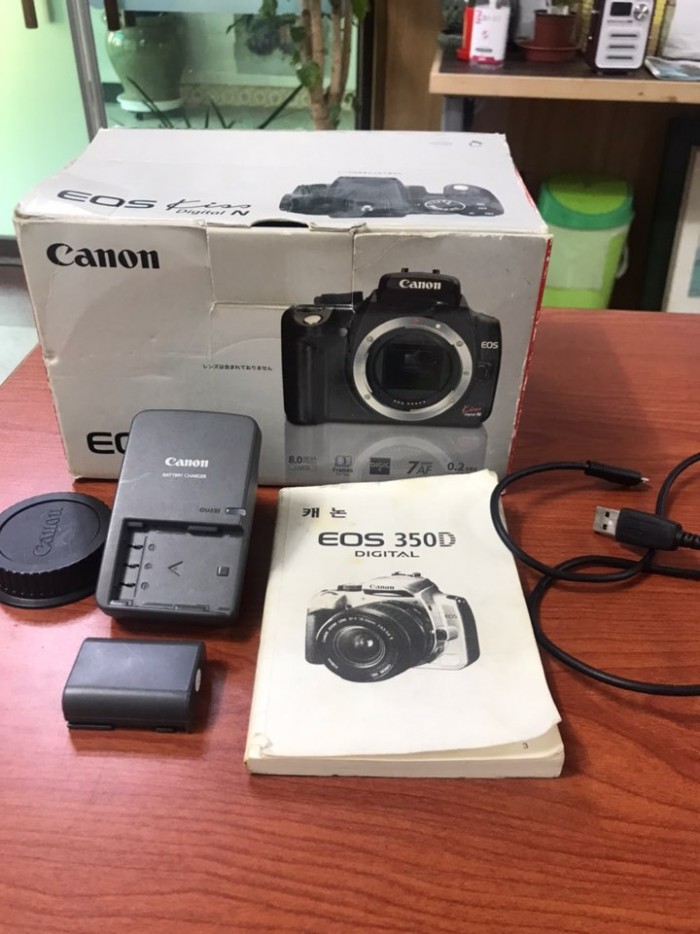 캐논 카메라 DLSR 350D 및 렌즈들 - 8번째 사진. (기독정보넷 - 기독교 벼룩시장.) 