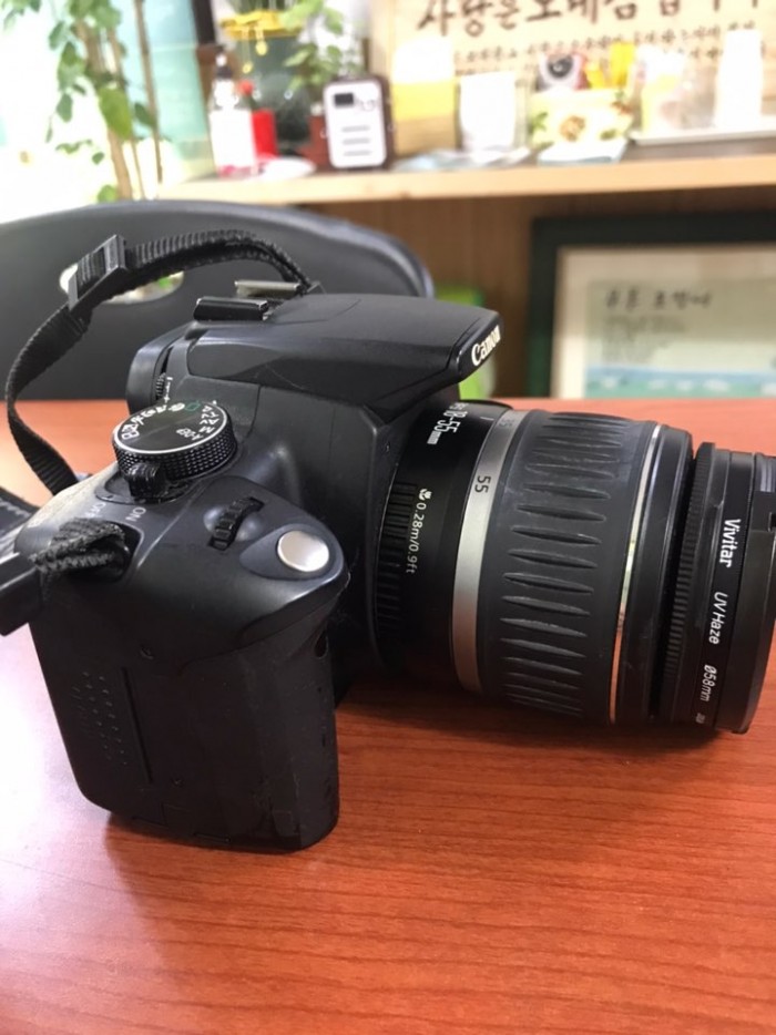 캐논 카메라 DLSR 350D 및 렌즈들 - 4번째 사진. (기독정보넷 - 기독교 벼룩시장.) 