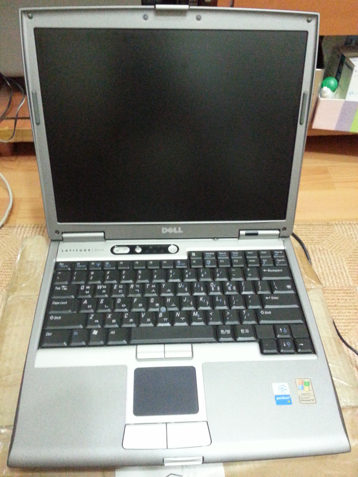델 노트북 ( Pentium(R)M) - 2번째 사진. (기독정보넷 - 기독교 벼룩시장.) 
