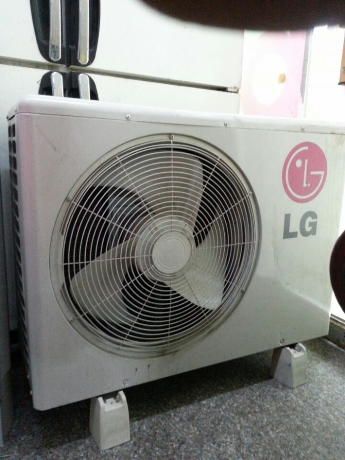 LG 휘센 에어콘 15평형-20만원 - 2번째 사진. (기독정보넷 - 기독교 벼룩시장.) 