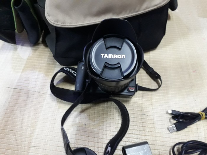 캐논 DSLR 카메라 팝니다 - 1번째 사진. (기독정보넷 - 기독교 벼룩시장.) 