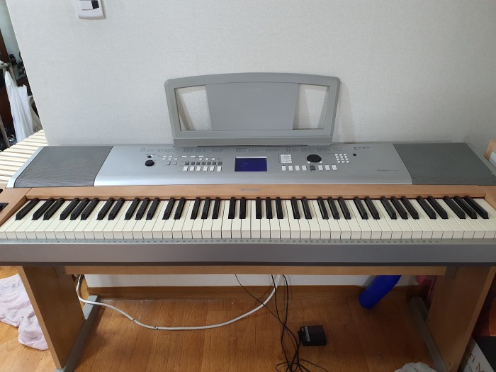 야마하 디지털 피아노 - 1번째 사진. (기독정보넷 - 기독교 벼룩시장.) 