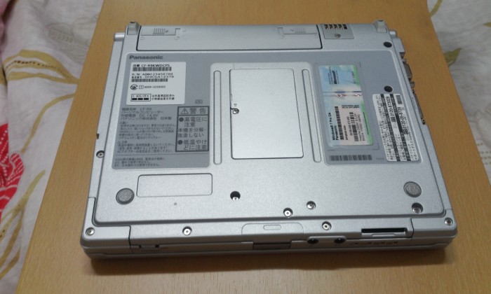 파나소닉980그램  10.4인치 코어i7 노트북 CF-R9 - 4번째 사진. (기독정보넷 - 기독교 벼룩시장.) 