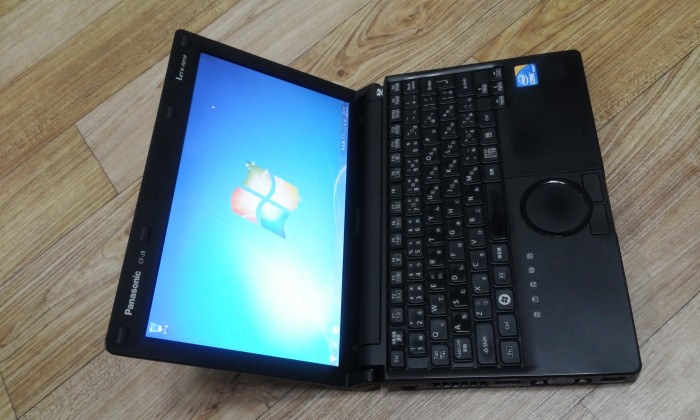 파나소닉 10인치 와이드 코어i3 M370 노트북 CF-J9 - 3번째 사진. (기독정보넷 - 기독교 벼룩시장.) 