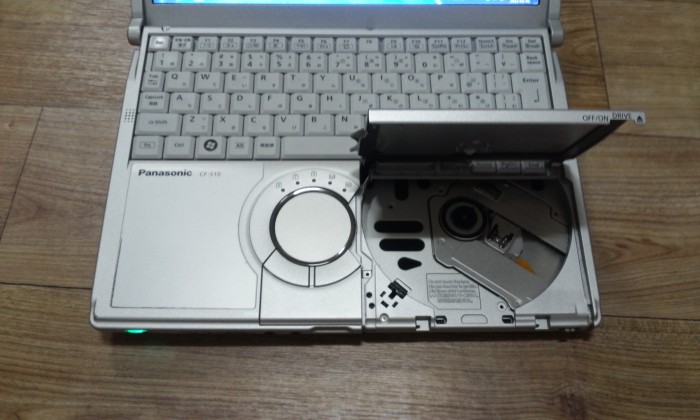 파나소닉 12인치 코어i5 2520M 노트북 CF-S10 배터리 8:30 사용 29만원 - 5번째 사진. (기독정보넷 - 기독교 벼룩시장.) 