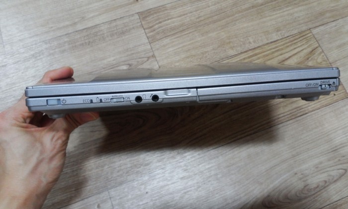 파나소닉 12인치 코어 i5 노트북 CF-S9 추가사진 - 2번째 사진. (기독정보넷 - 기독교 벼룩시장.) 