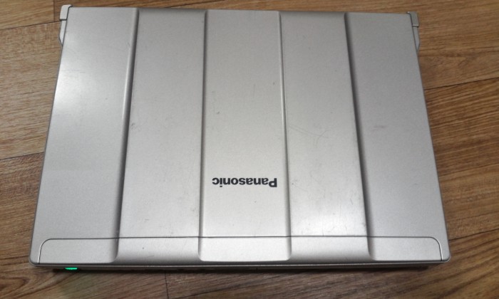 파나소닉 12인치 코어i5 M520 노트북 CF-S9 배터리 8시간 사용합니다 - 3번째 사진. (기독정보넷 - 기독교 벼룩시장.) 