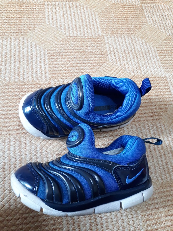 아동유아 신발(130) - 4번째 사진. (기독정보넷 - 기독교 벼룩시장.) 