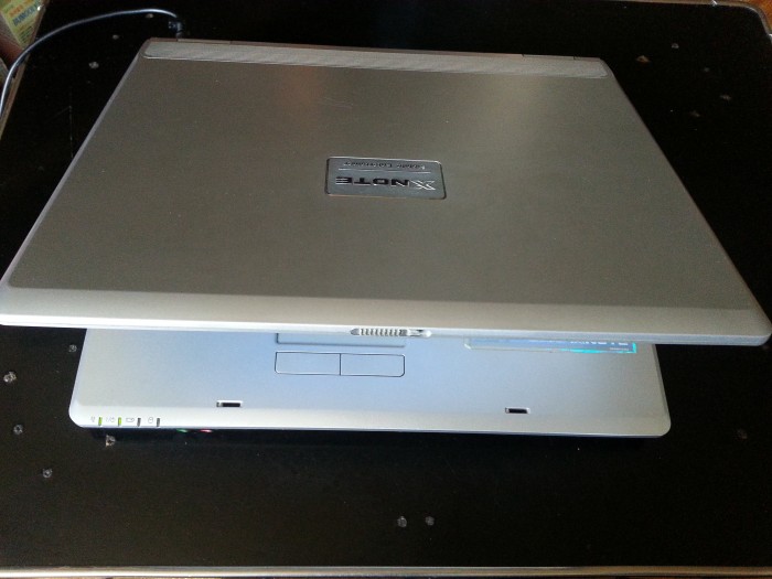 LG 펜티엄 노트북 (렘1기가 하드60GB) - 5번째 사진. (기독정보넷 - 기독교 벼룩시장.) 