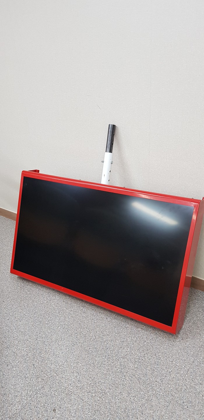 LED TV  모니터 - 1번째 사진. (기독정보넷 - 기독교 벼룩시장.) 