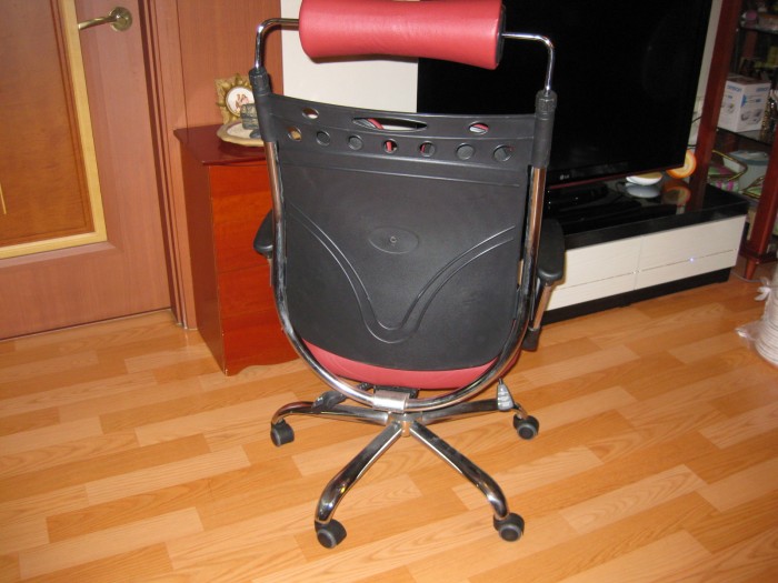 커퓨터 의자 - 2번째 사진. (기독정보넷 - 기독교 벼룩시장.) 