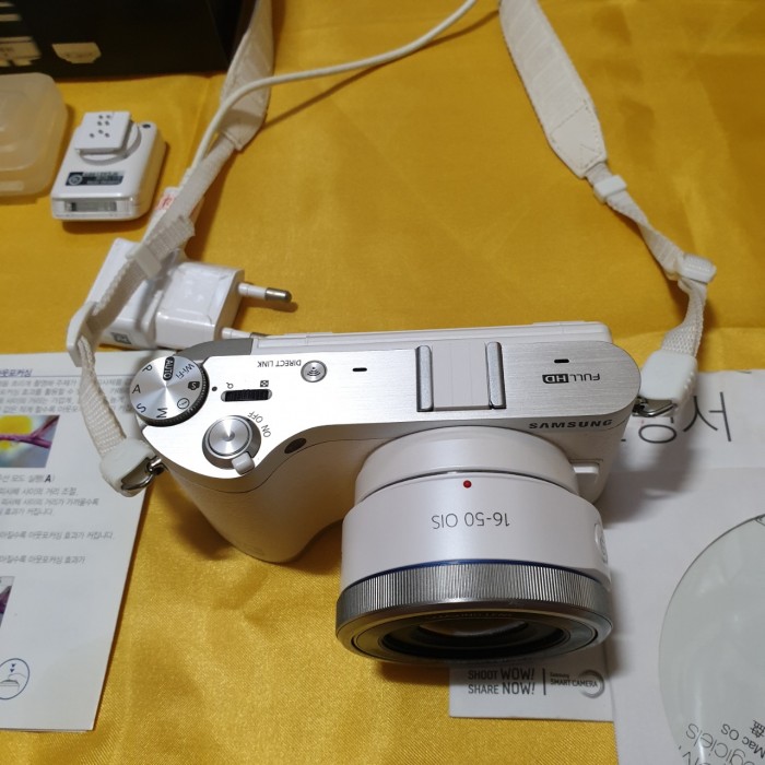 삼성 카메라 NX300M + 16-50mm 전동줌 렌즈 세트 - 3번째 사진. (기독정보넷 - 기독교 벼룩시장.) 
