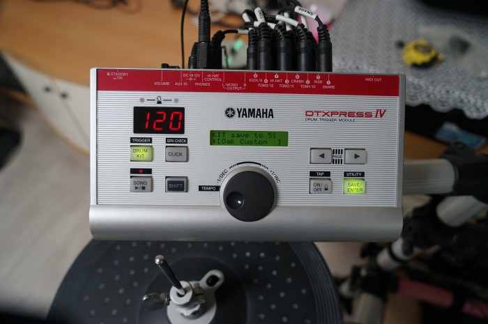 야마하 전자드럼 Yamaha DTXpress IV Special 팝니다 - 5번째 사진. (기독정보넷 - 기독교 벼룩시장.) 