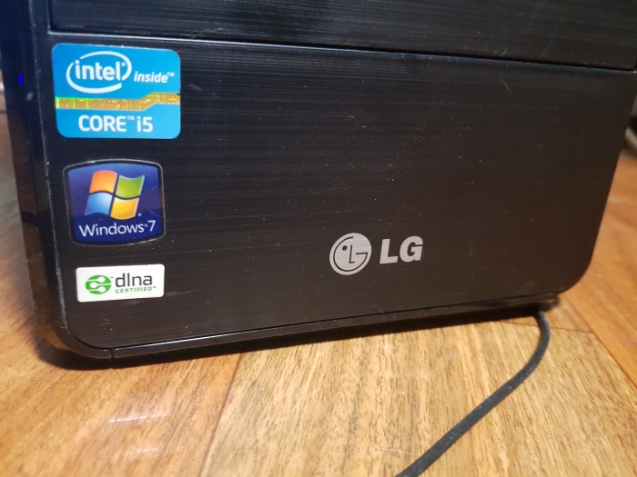LG PC 컴퓨터 모니터 풀세트 - 3번째 사진. (기독정보넷 - 기독교 벼룩시장.) 