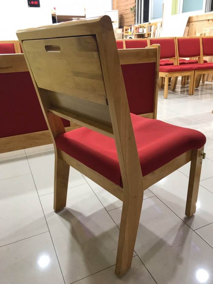 교회개인(원목)의자, 앞가림대 팝니다. - 3번째 사진. (기독정보넷 - 기독교 벼룩시장.) 