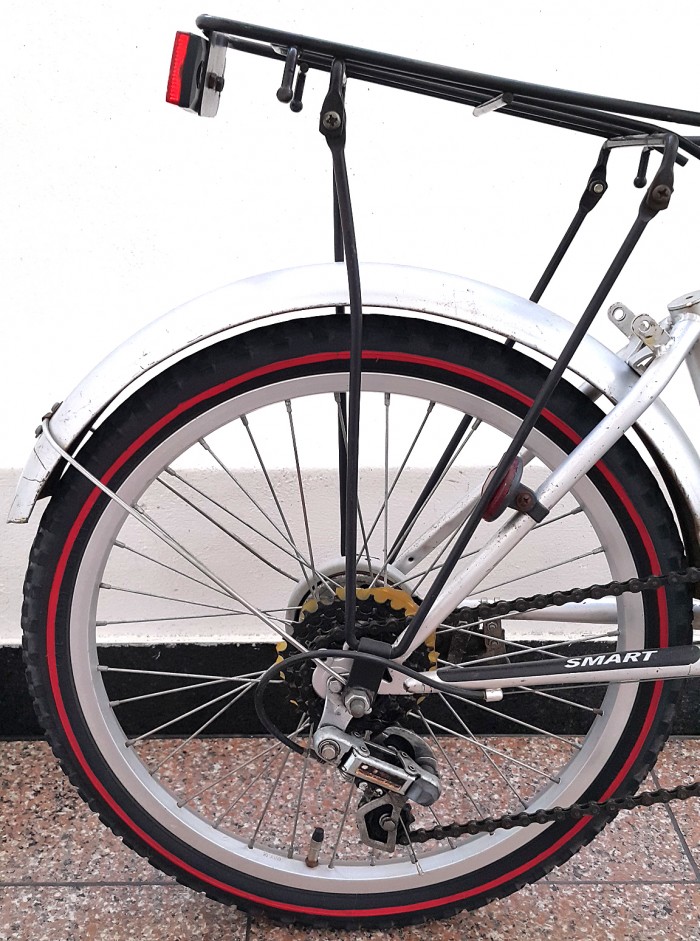 알톤스마트 20인치 접이식 자전거 뒤쇼바장착 차트렁크적재가능 팝니다 - 5번째 사진. (기독정보넷 - 기독교 벼룩시장.) 
