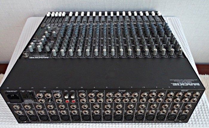 Mackie 1604 -VSZ PRO 16채널 믹서