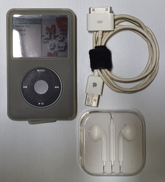 아이팟(iPod)클래식 판매합니다. - 1번째 사진. (기독정보넷 - 기독교 벼룩시장.) 