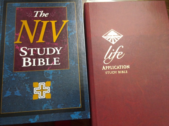 NIV STUDY BIBLE 원서 - 1번째 사진. (기독정보넷 - 기독교 벼룩시장.) 