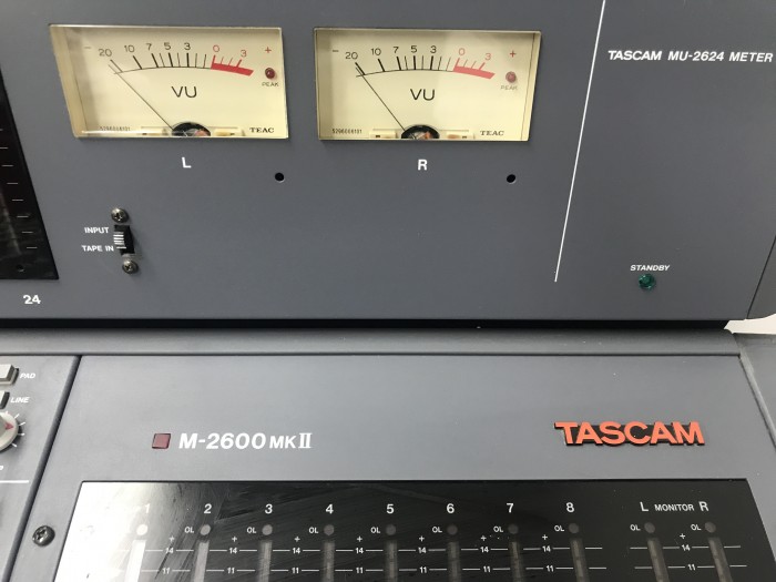 Tascam MU-2624 콘솔 - 4번째 사진. (기독정보넷 - 기독교 벼룩시장.) 