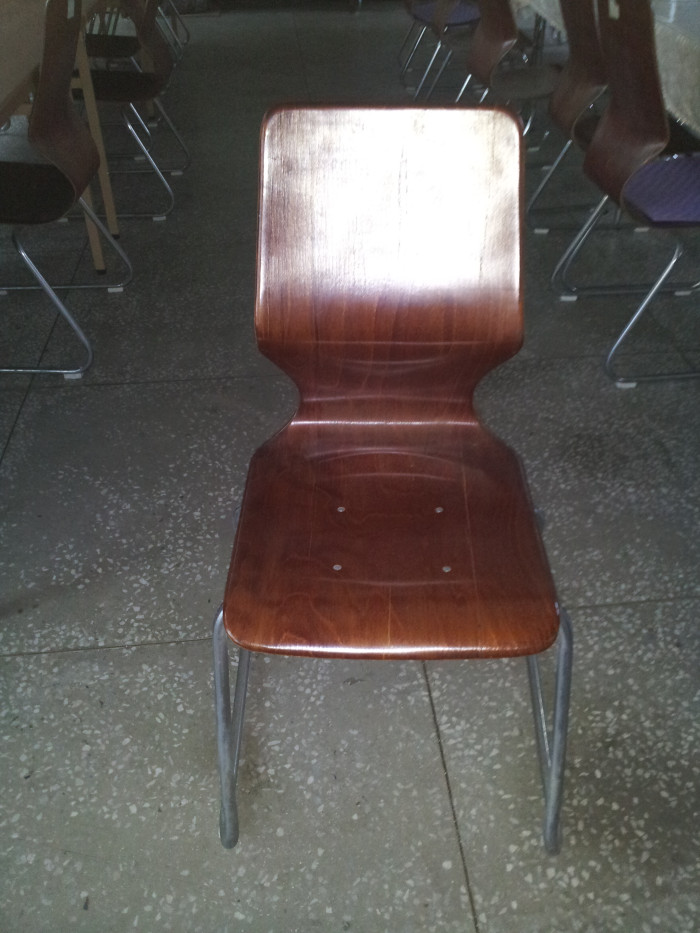의자, 테이블 - 2번째 사진. (기독정보넷 - 기독교 벼룩시장.) 